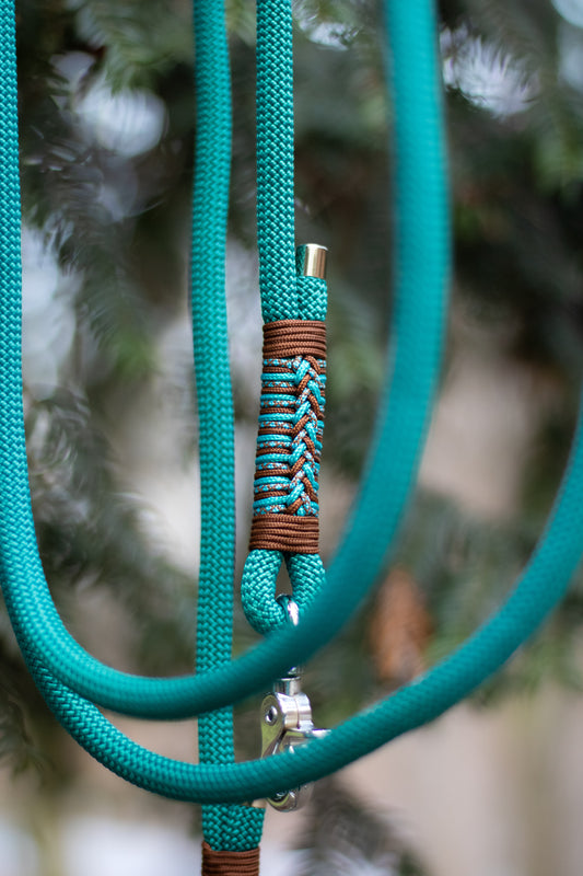 Tyrkysové přepínací lanové vodítko na míru pro střední a velké psy, ručně vyráběné pevné vodítko s nastavitelnou délkou, detail opletu