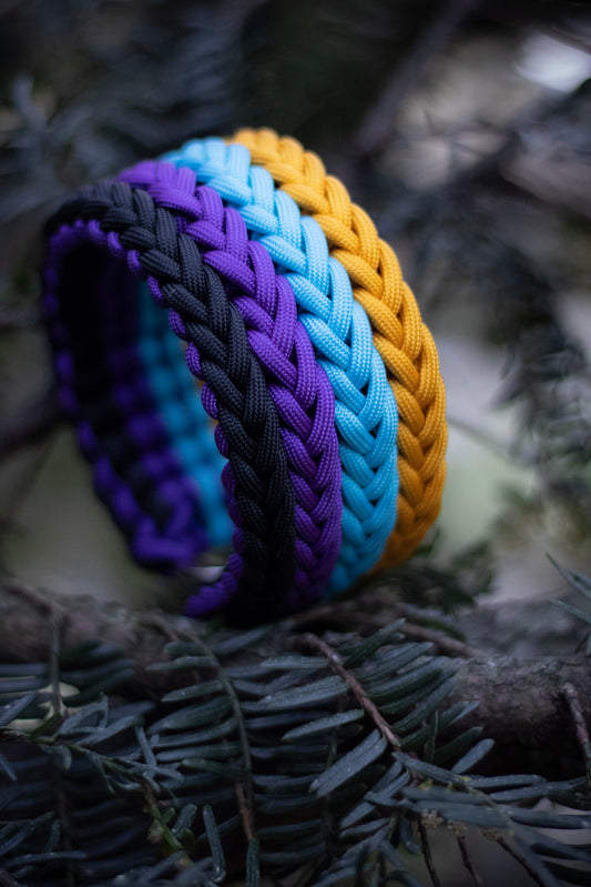 Paracordový obojek pro psa, obojek na míru, ručně pletený obojek pro střední i velké psy, elegantní obojek, praktický obojek, barevný paracordový obojek, nastavitelný obojek