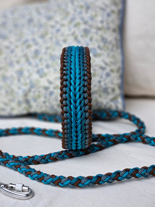 Paracordový obojek pro psa, obojek na míru, ručně pletený obojek pro střední i velké psy, elegantní obojek, praktický obojek, nastavitelný paracordový obojek, modrý paracordový obojek