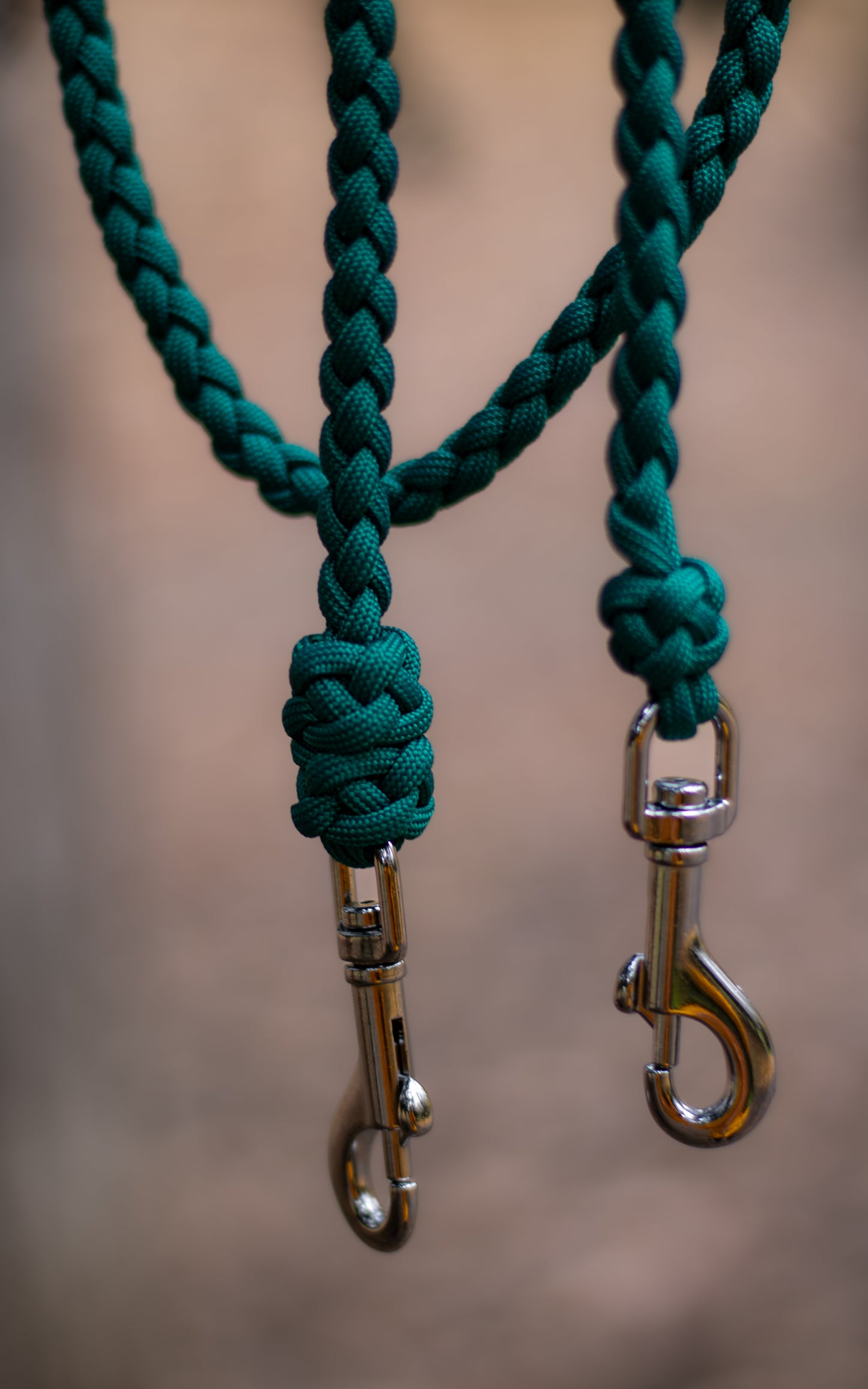 Přepínací paracordové vodítko ve vzoru 'Braids mini'