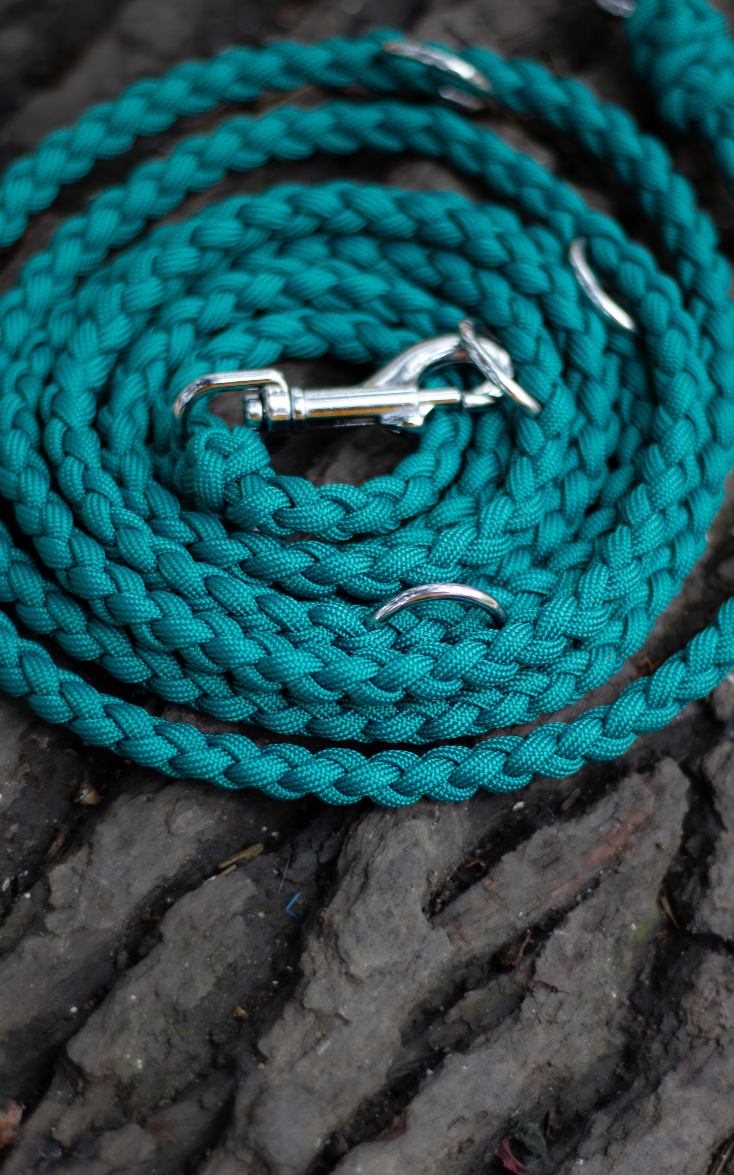 Přepínací paracordové vodítko ve vzoru 'Braids mini'