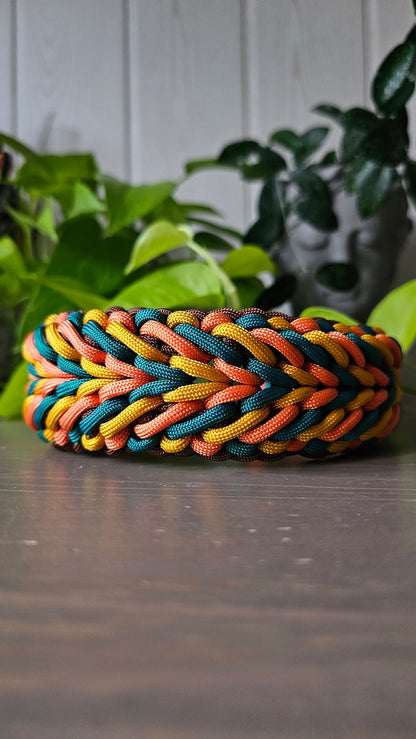 Paracordový obojek pro psa, obojek na míru, ručně pletený obojek pro střední i velké psy, elegantní obojek, praktický obojek, podzimní paracordový obojek, nastavitelný obojek