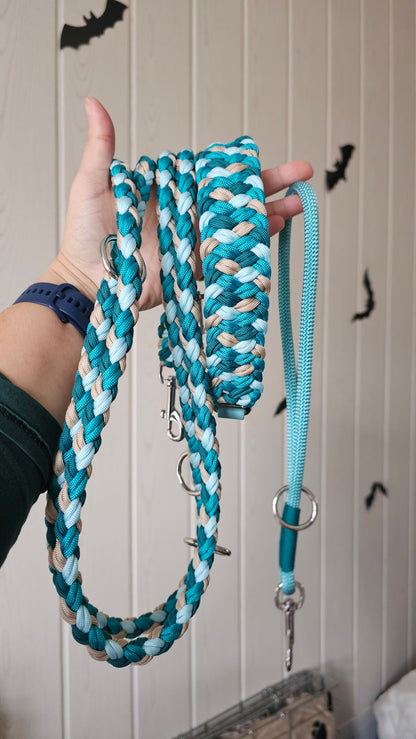 Přepínací paracordové vodítko ve vzoru 'Braids'