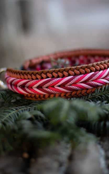 Nastavitelný paracordový obojek ve vzoru 'Mountain breeze 🏔️' s BioThane popruhem