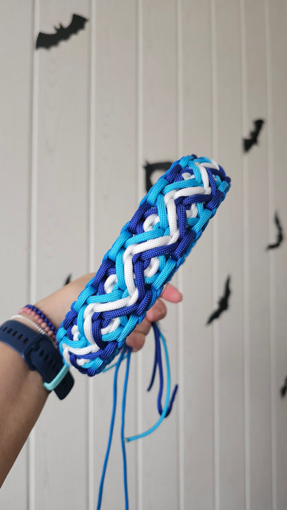 Paracordový obojek na míru ve vzoru 'Wind🌬️'