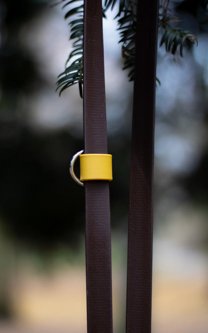 Hnědé BioThane přepínací vodítko s posuvným kroužkem pro jednoduché prodloužení či zkrácení vodítka.